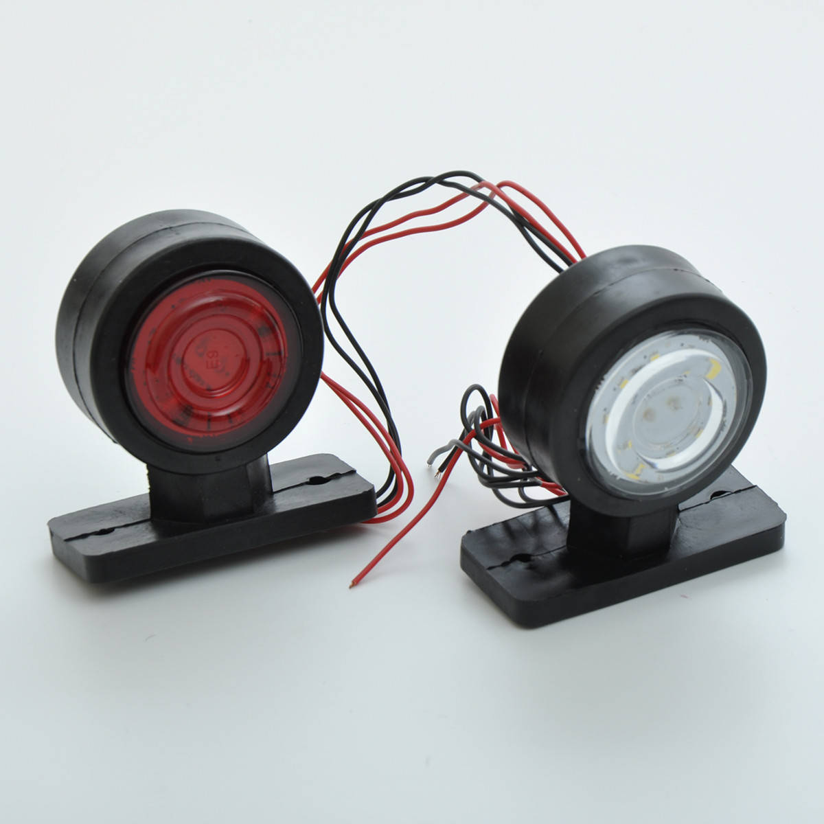 

Габарит "рожки" 24v прямой мини кр+бел 10+10 LED 8,5см Л-070 (2шт) (Турция)