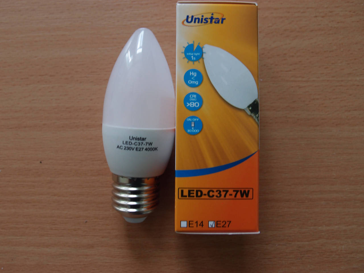 

Лампа светодиодная свеча Unistar LED-C37-7W E27