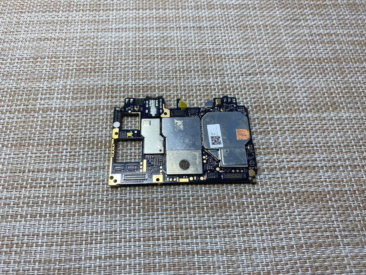 

Системная плата Xiaomi Mi A2 Lite