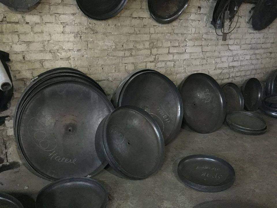 

Днища сферические 700х3мм, крышки сферы