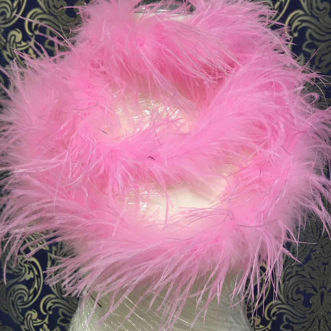 

Боа однослойное страусиное, длинна 1,8м, цвет Pink