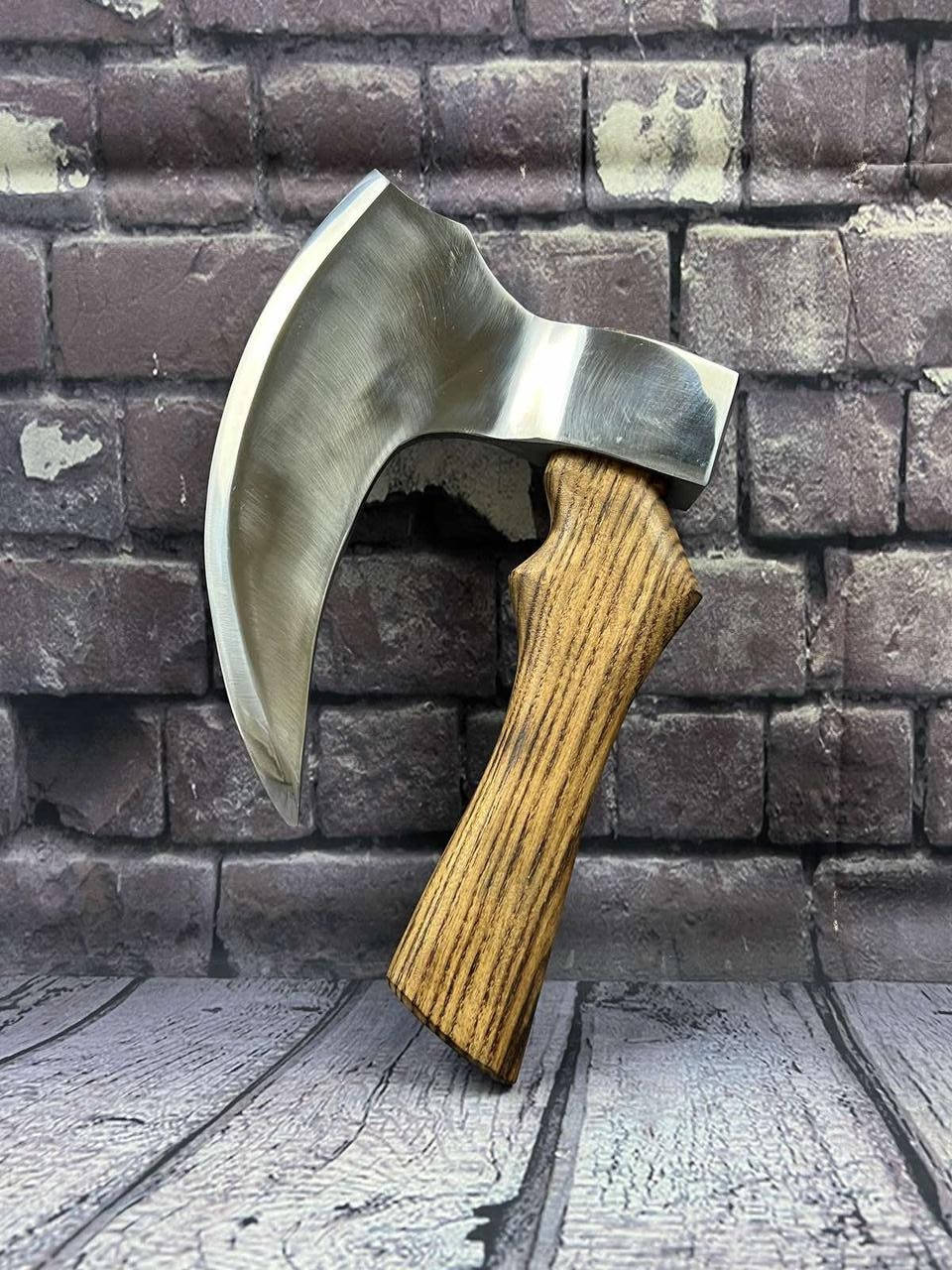 

Кулачный туристический топор ручной работы гладкий