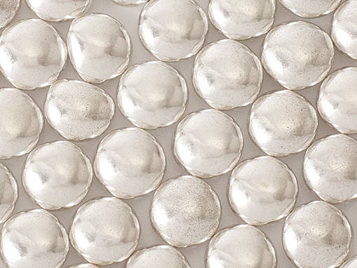 

Стик-пакет драже шоколадное в серебрянной глазуре ( d=10мм) 8 шт