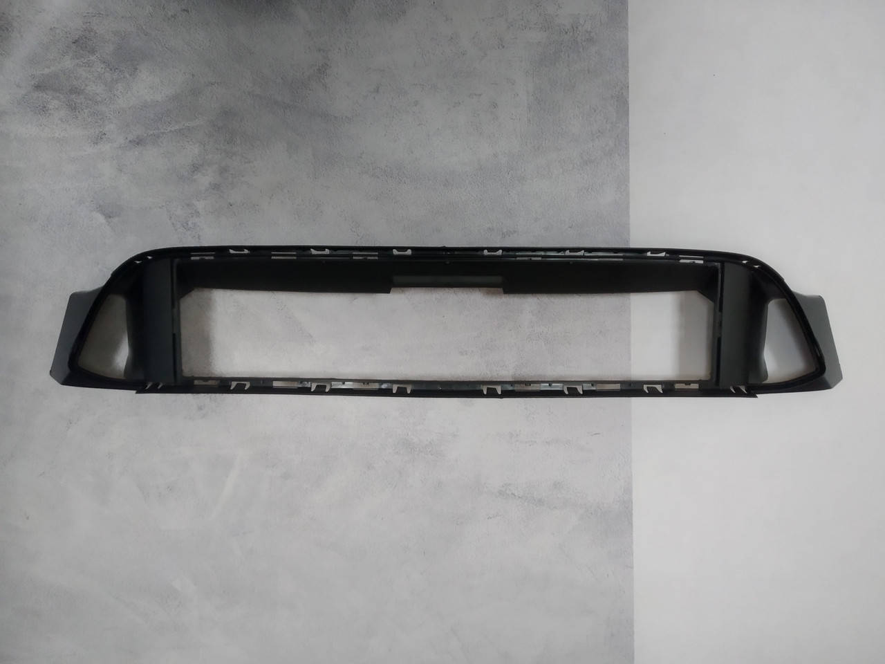 

Рамка решетки бампера BMW 5 F10 (БМВ 5 Ф10) М-пакет 2010-2017 51748049347