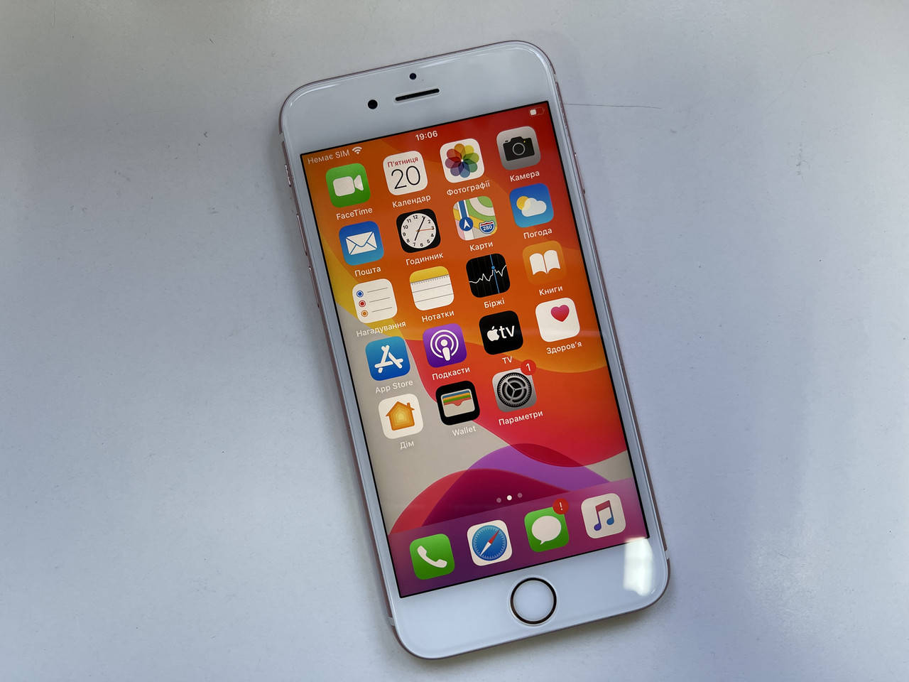

Apple iPhone 6s 32Gb Rose Gold Neverlock Оригінал!, Темно-серый