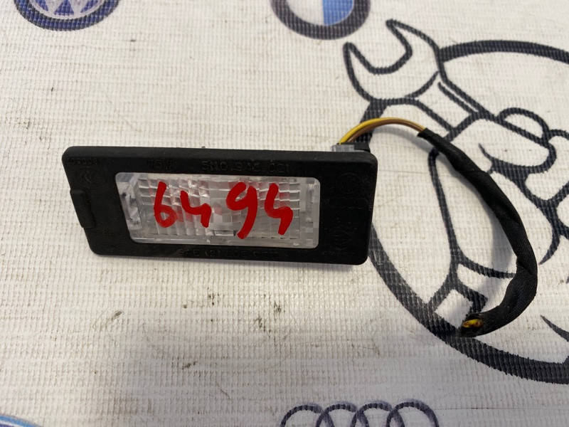 

Подсветка номера Volkswagen Passat B7 USA 2.5 2012 (б/у) 5n0943021