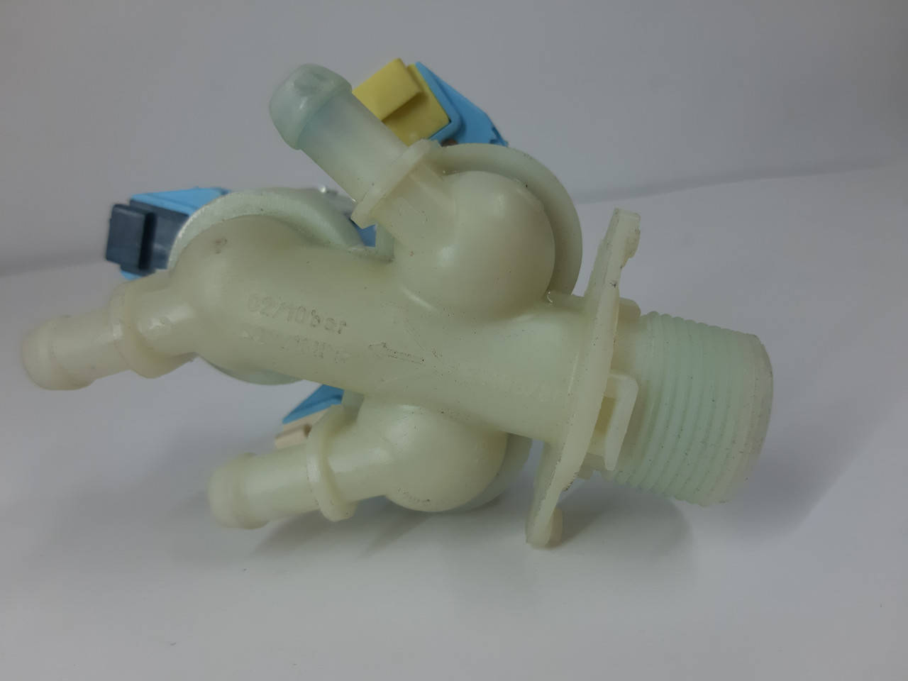 

Впускной клапан 2005680800 стиральной машины Beko