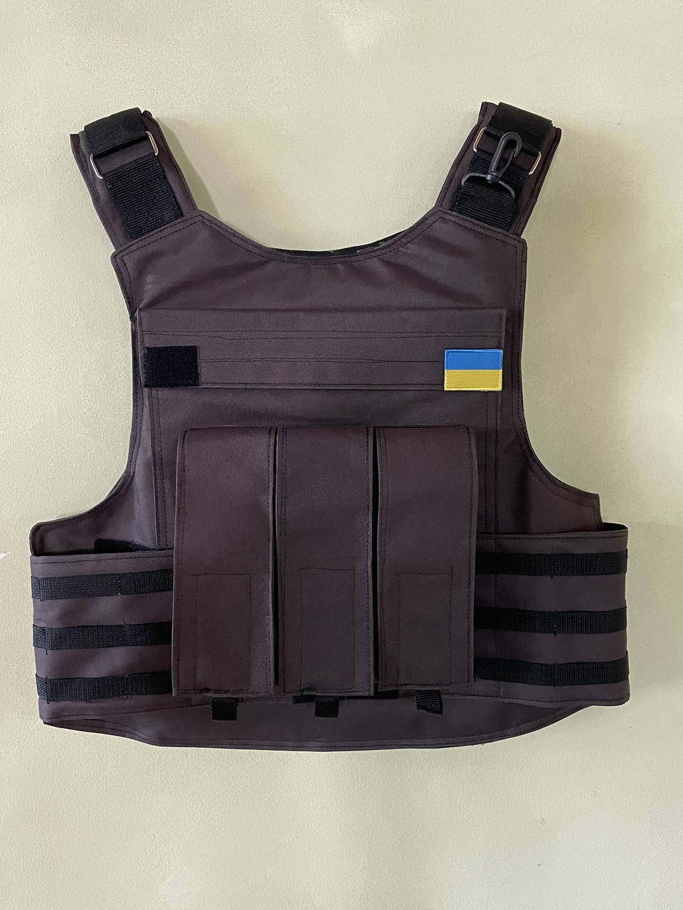 

Плитоноска ОКСФОРД 600D PVC КОРИЧНЕВИЙ