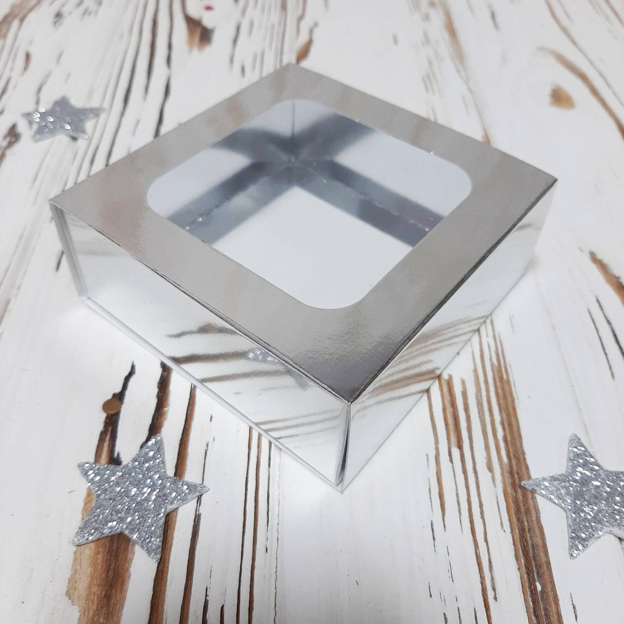 

Коробка для сувениров, подарков, украшений (серебрянная) 90х90х35 мм., Серебро