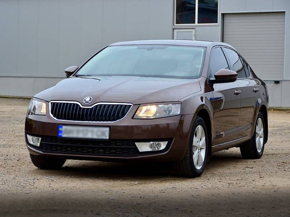 

Реснички на фары Skoda Octavia A7 2013-2017 Накладки фар авто Бровки для Шкода Октавия А7, Черный