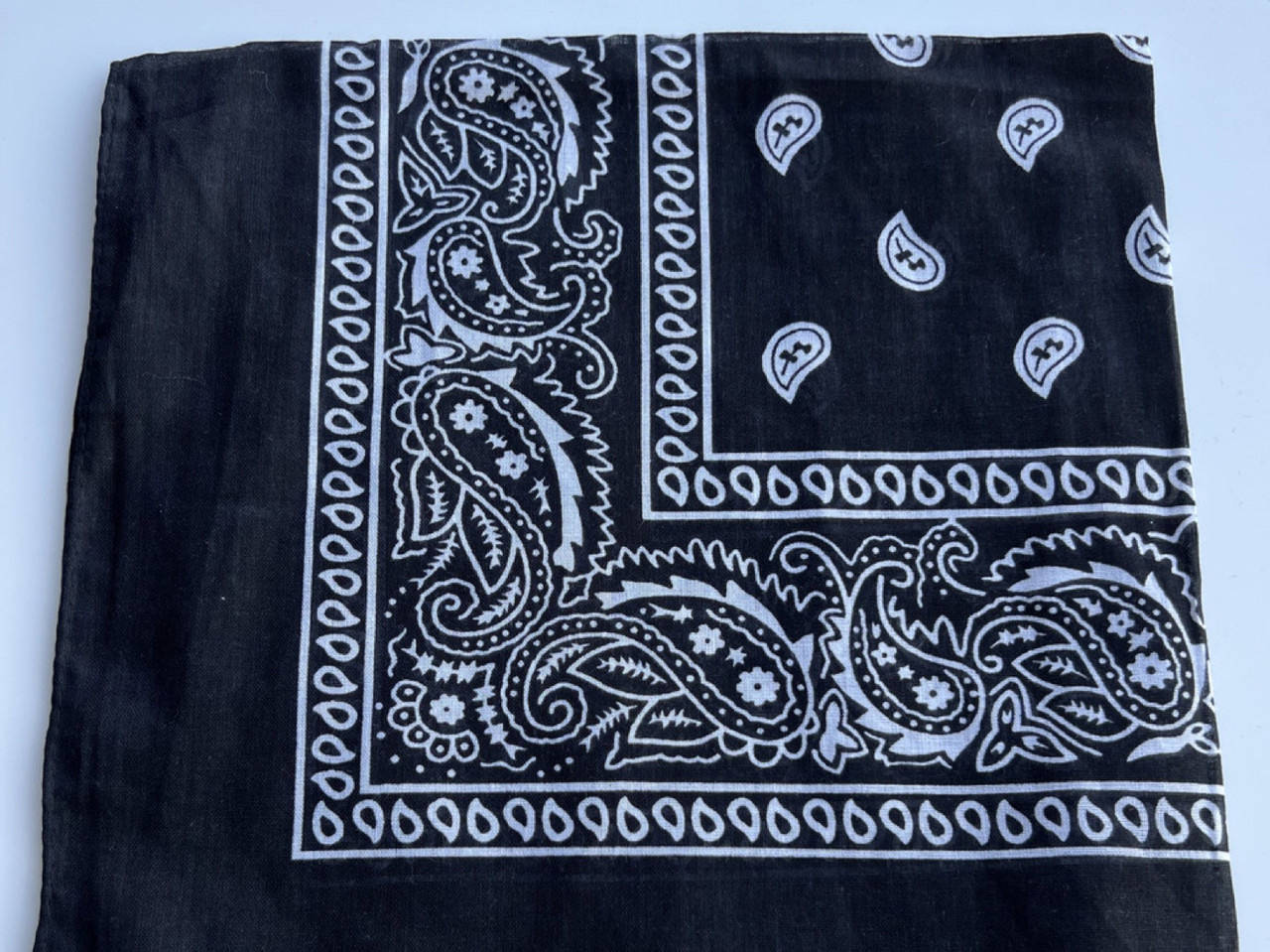 

Бандана чорна котонова 100%