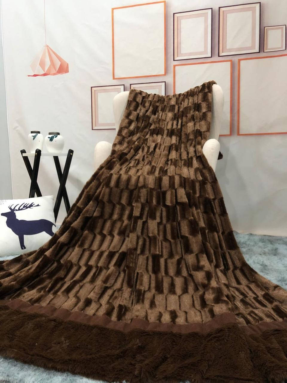

Плед-покрывало меховое (Норка) двустороннее Тм Koloko 220*240 Шоколад, Коричневый