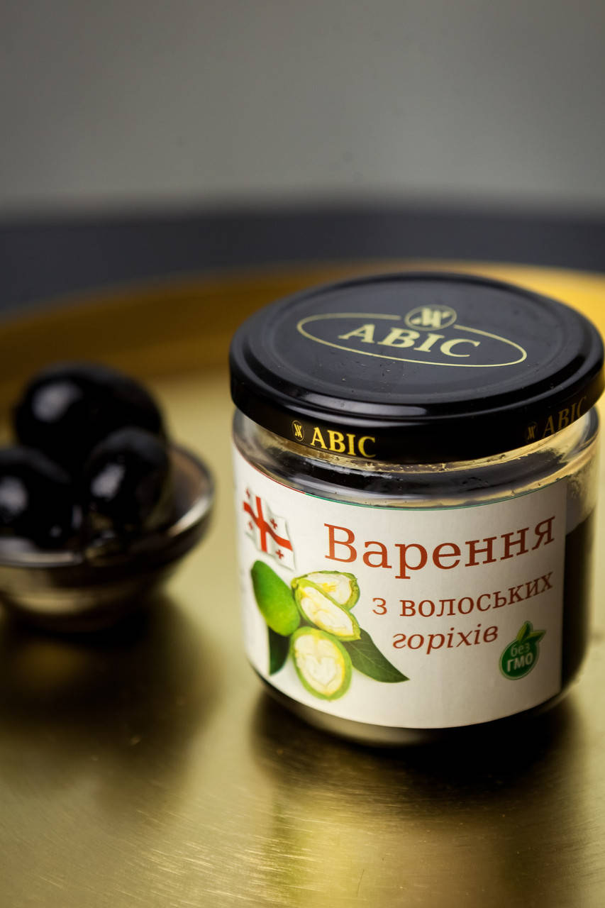 

Варення з волоських горіхів