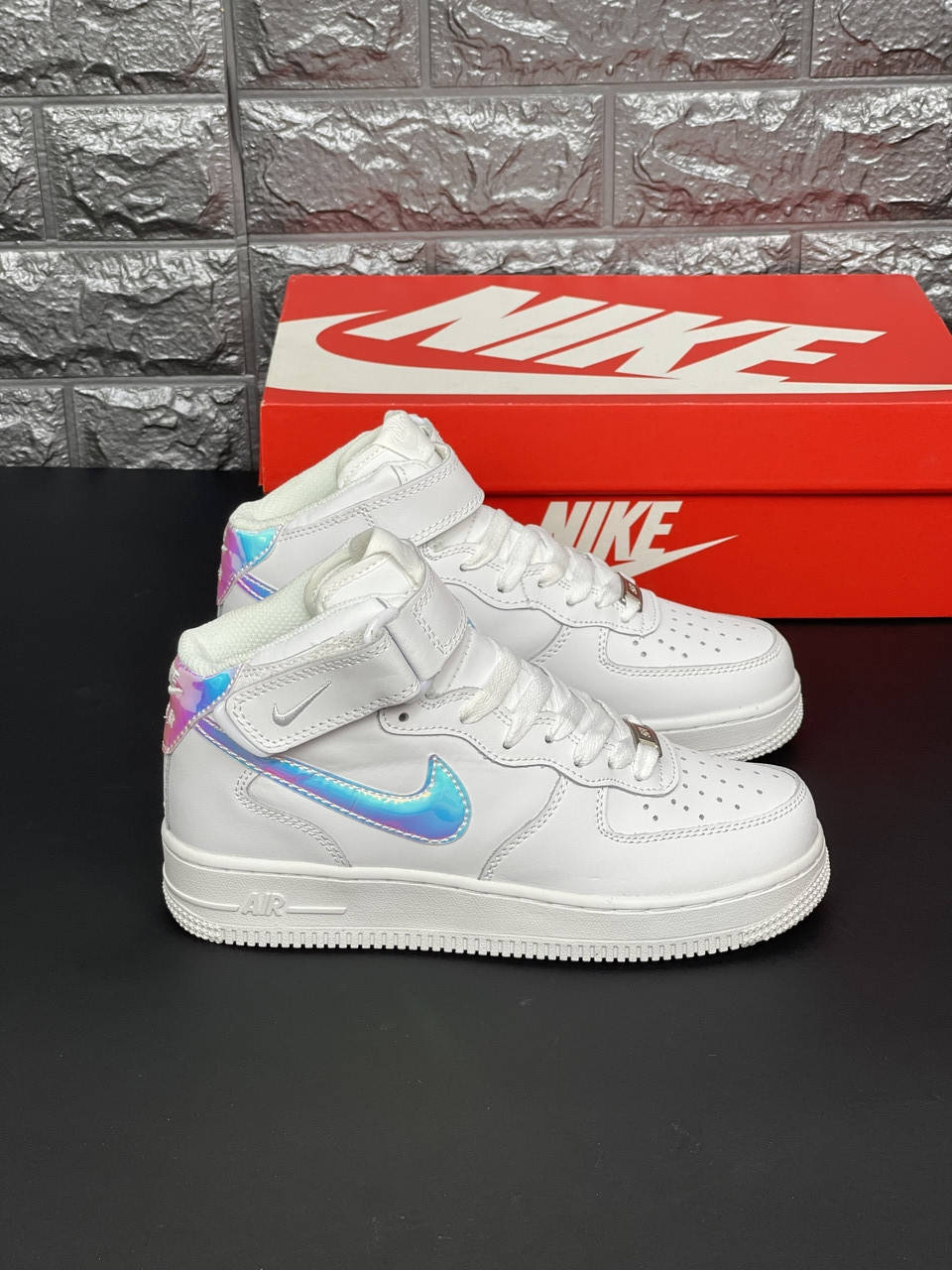 

Кожаные кроссовки Найк форс Хамелеон Nike Air Force af 2, Белый