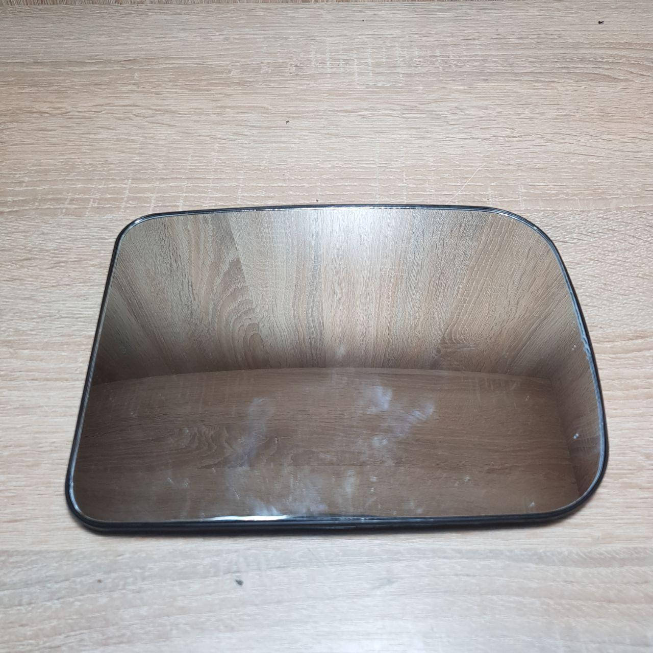 

Зеркальный элемент (зеркало, вставка) Газель,Соболь, Рута, Бизнес, Валдай 3302, 2217 верхнее нового образца