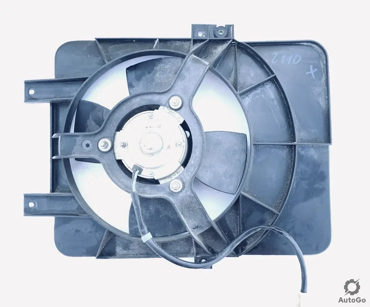 

Вентилятор охлаждения радиатора ВАЗ LADA 2110 2111 2112 2110-1309016