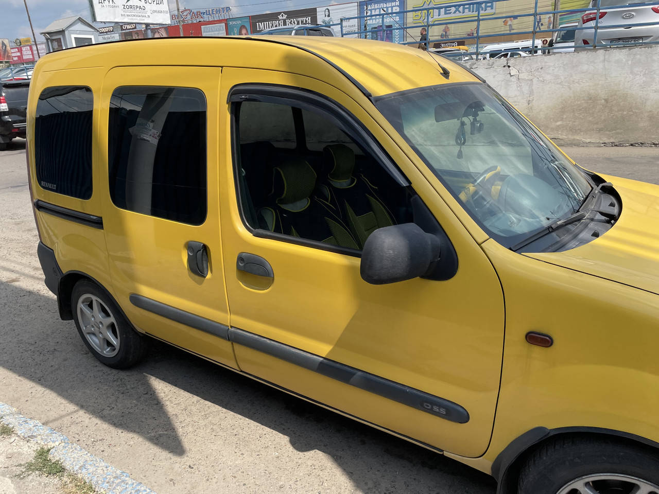 

Дефлекторы окон (ветровики) Renault Kangoo 1997-> 2008 2шт (HIC)