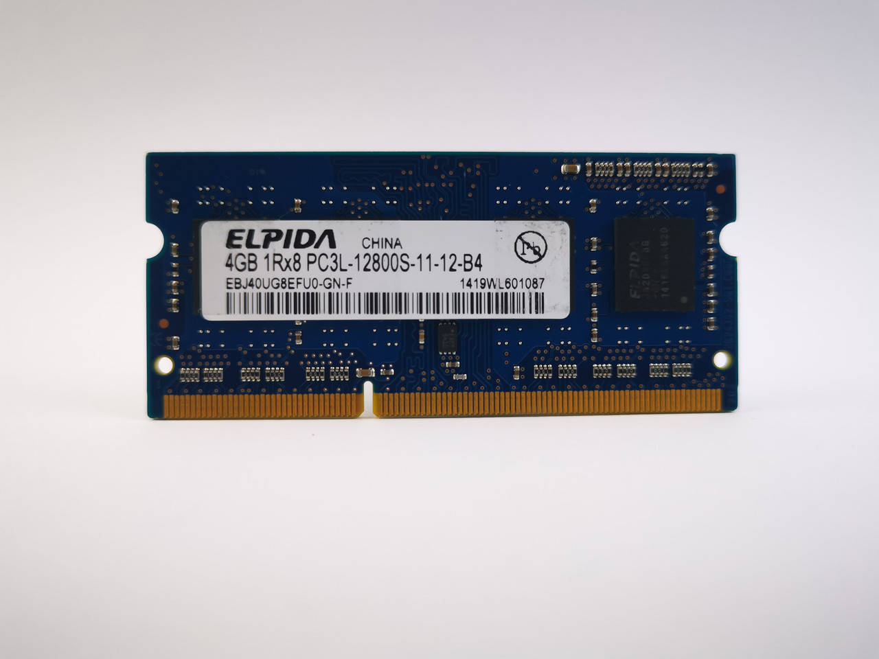 

Оперативная память для ноутбука SODIMM Elpida DDR3L 4Gb 1600MHz PC3-12800S (EBJ40UG8EFU0-GN-F) Б/У
