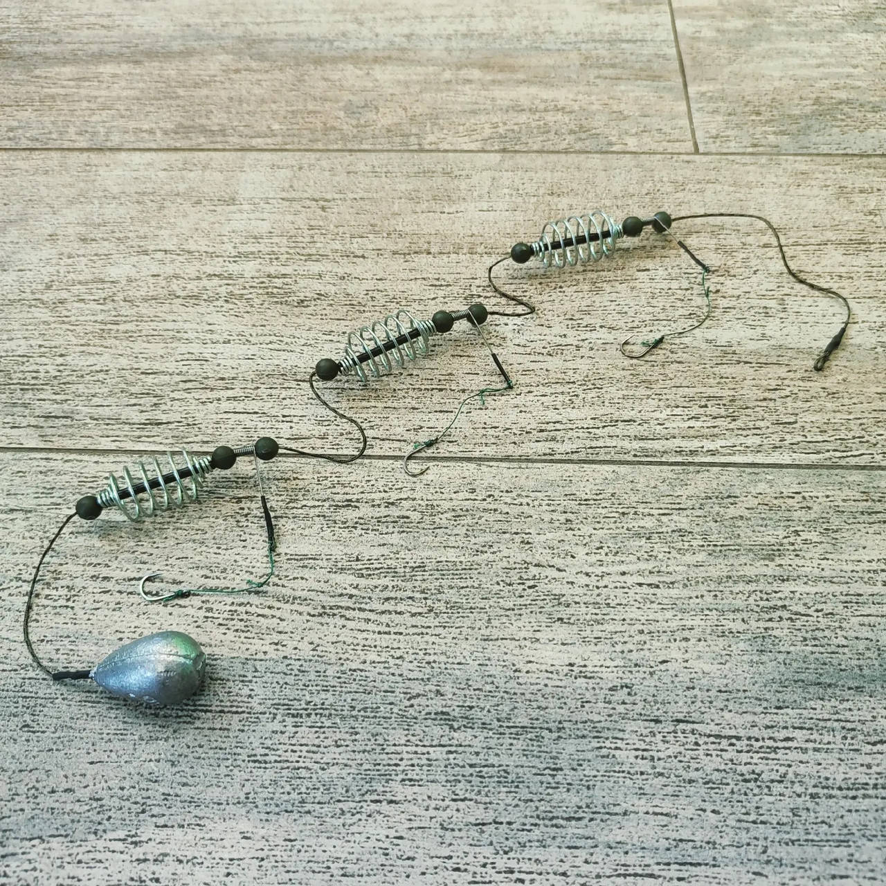 

Рыболовная кормушка Убийца карася на лидкоре (нержавейка) , вес 60 грамм