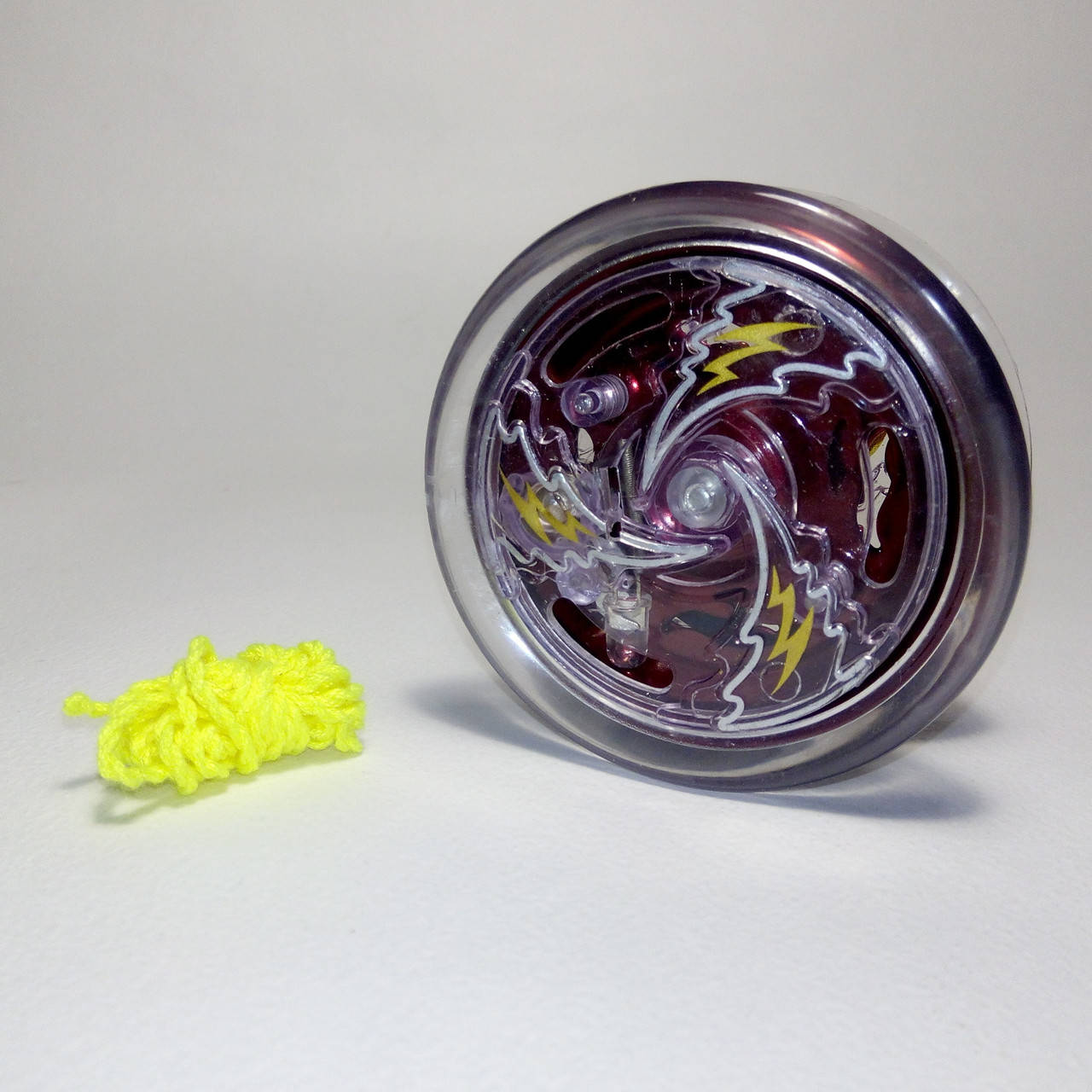 

Йо-йо светящееся, алюминиевое с подшипником (Бордовый цвет)