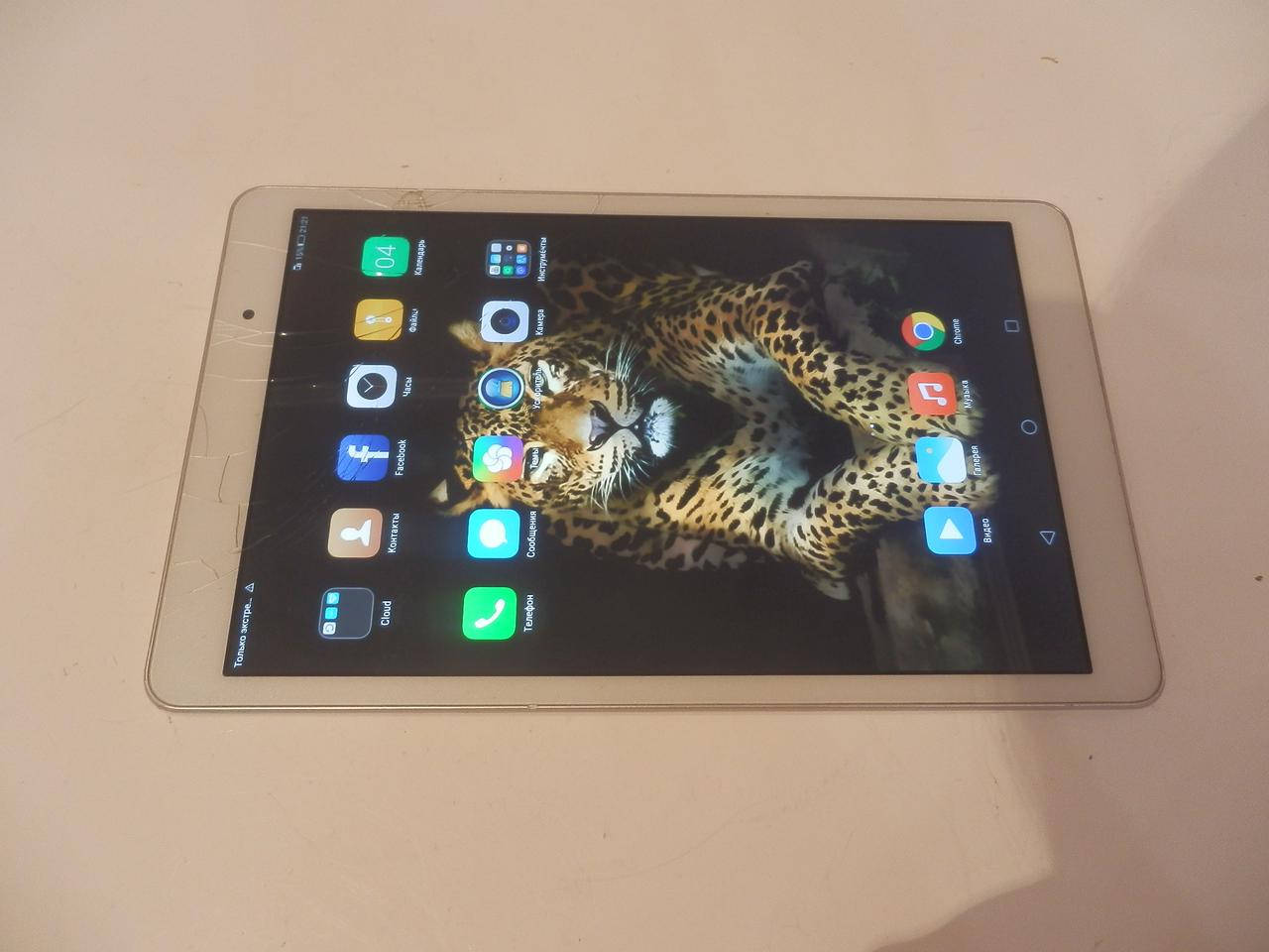 

Планшет Huawei FDR-A01L №6961 на запчасти