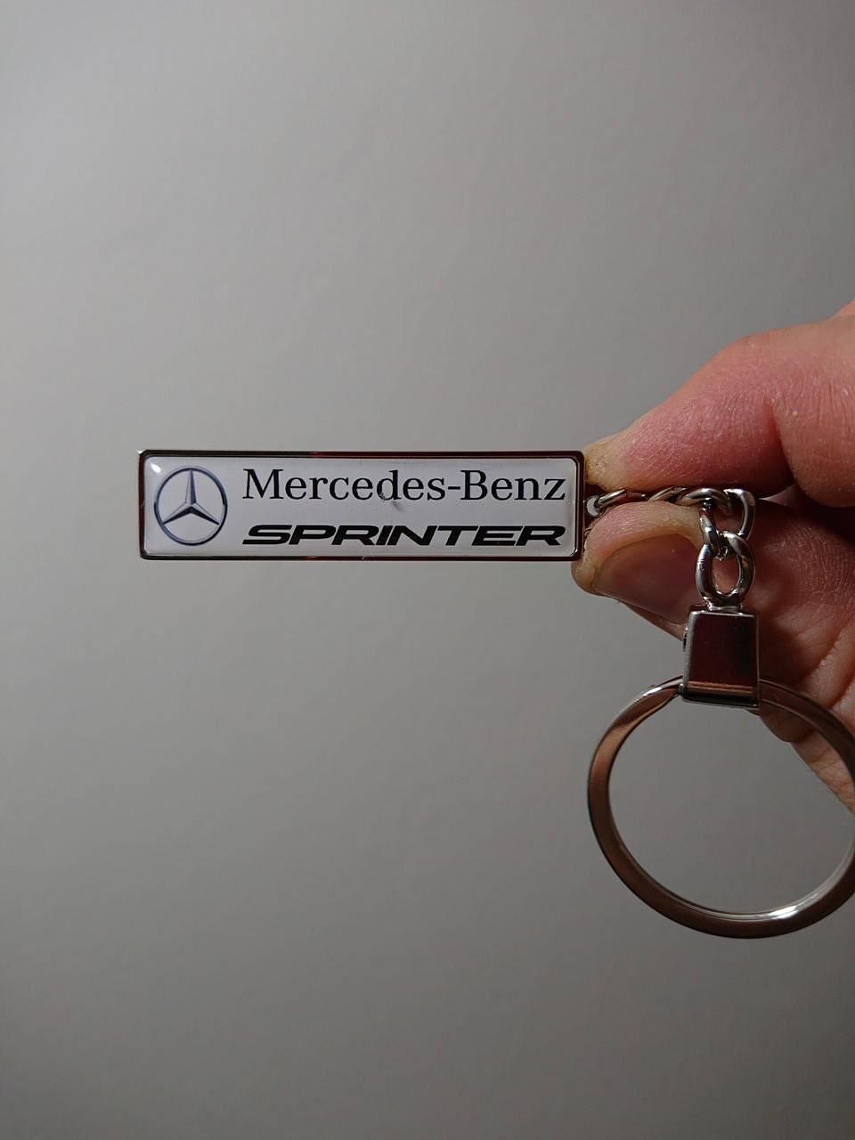 

Брелок номер Mercedes-Benz (Двухсторонний Chrome), Серебристый