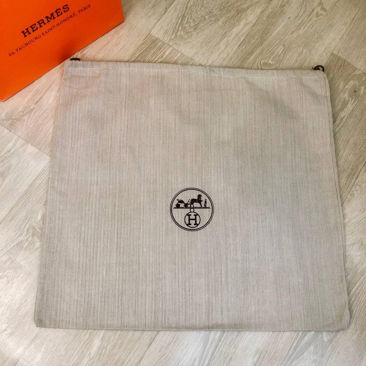 

Пыльник Эрмес(чехол для сумки, обуви)