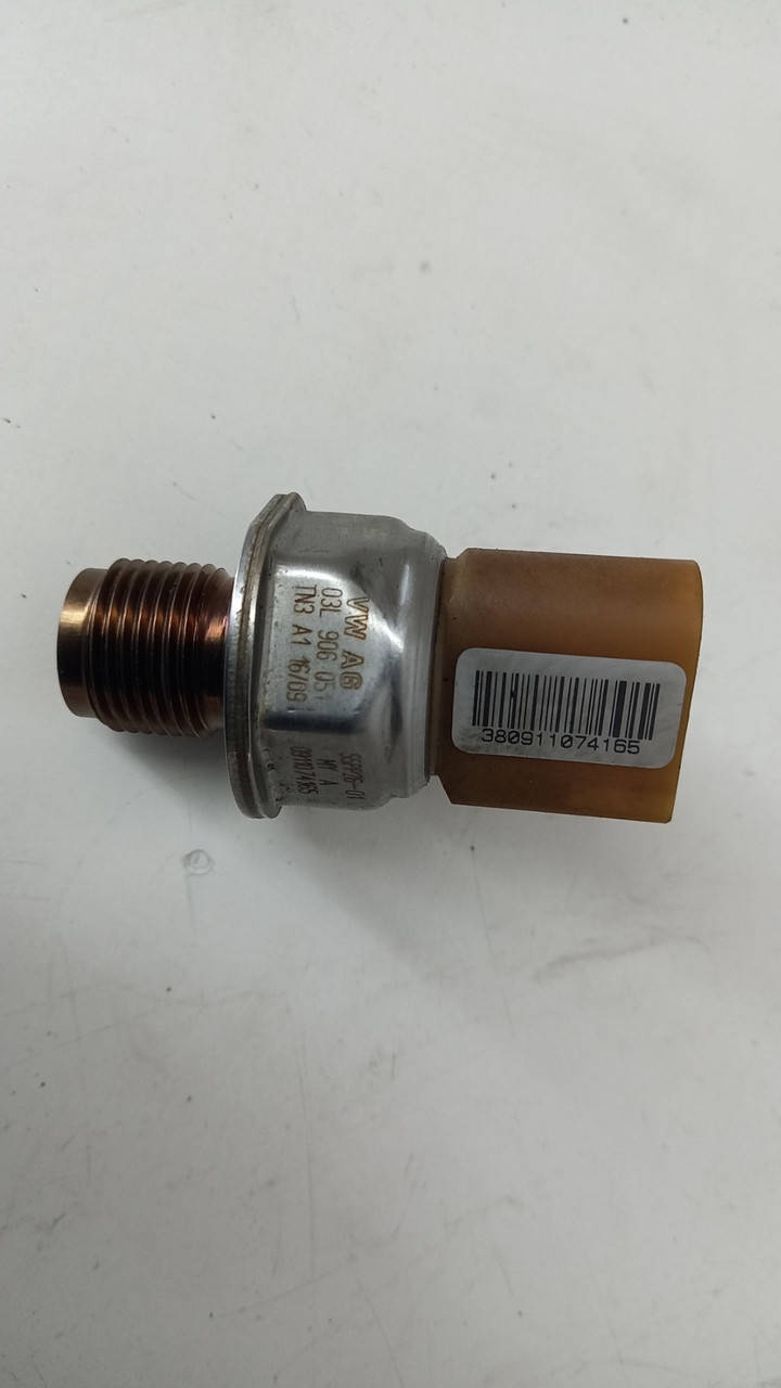 

Датчик давления топлива Audi Skoda 1.2 1.6 TDI 2003-2019 гг 03L906051