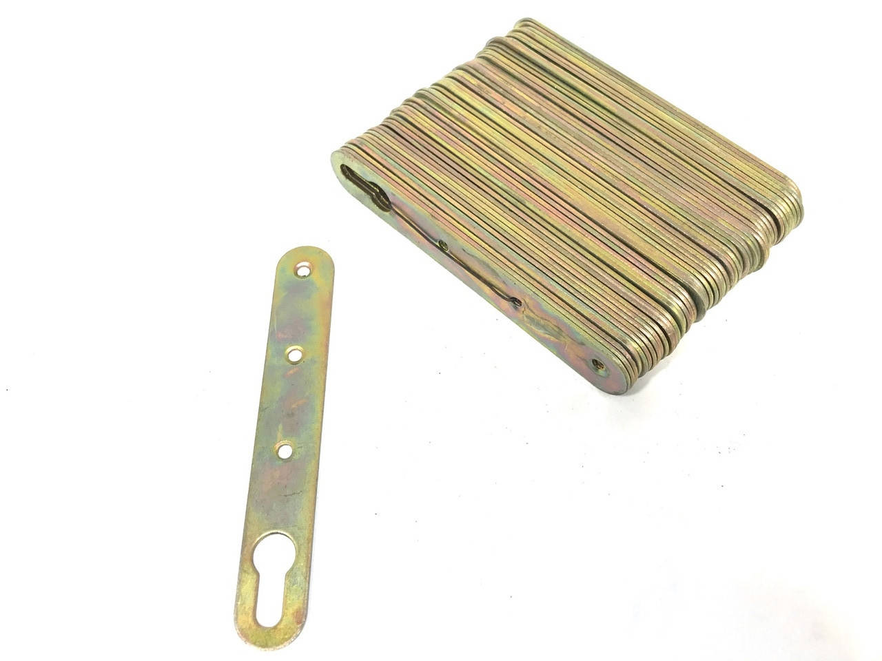 

Подвес мебельный №4 (105*16мм) (1мм) оцинкованный, Золото