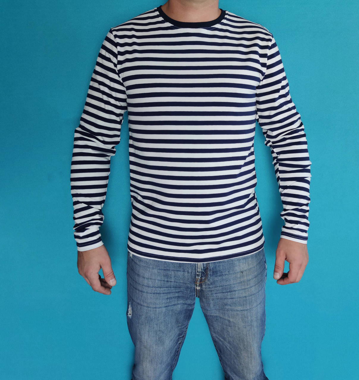 

Лонгслив бело-синий в полоску мужской