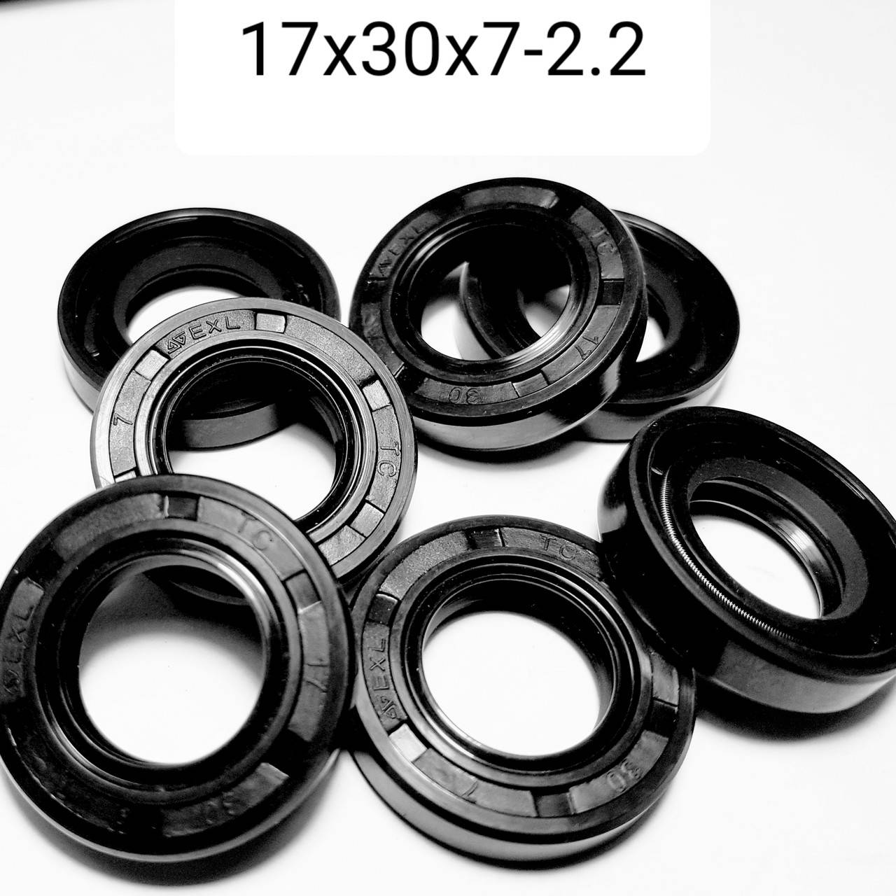 

Сальник манжета армированная 17х30х7-2,2