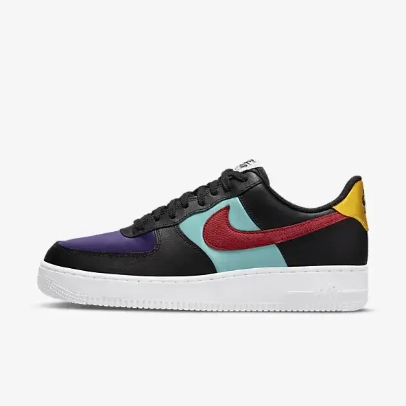

Кроссовки Nike Air Force 1 '07 LV8 EMB (DH7436-001) 44