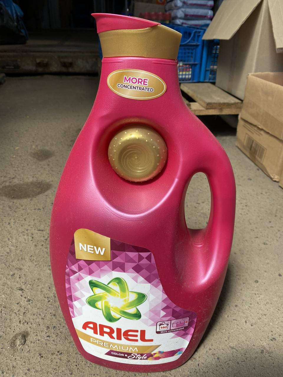 

Гель для стирки Ariel Premium color 6,3 литра