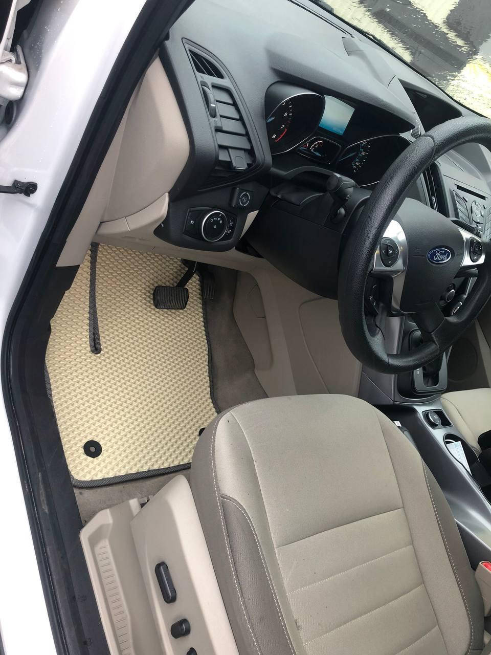 

Коврики в салон Ford Escape USA / Kuga, Черный