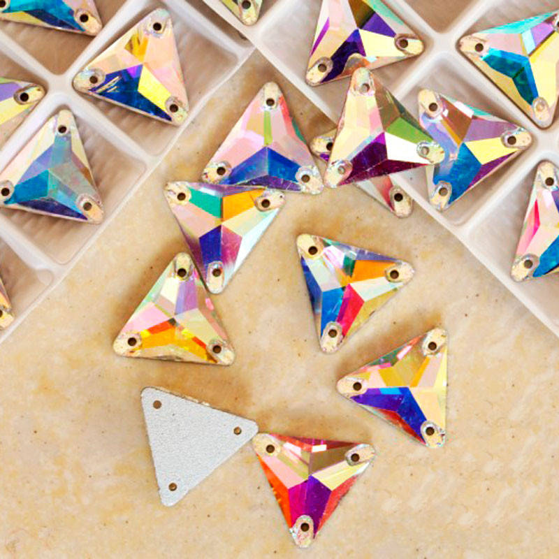 

Треугольник пришивной Crystal AB 12х12мм.Цена за 1шт