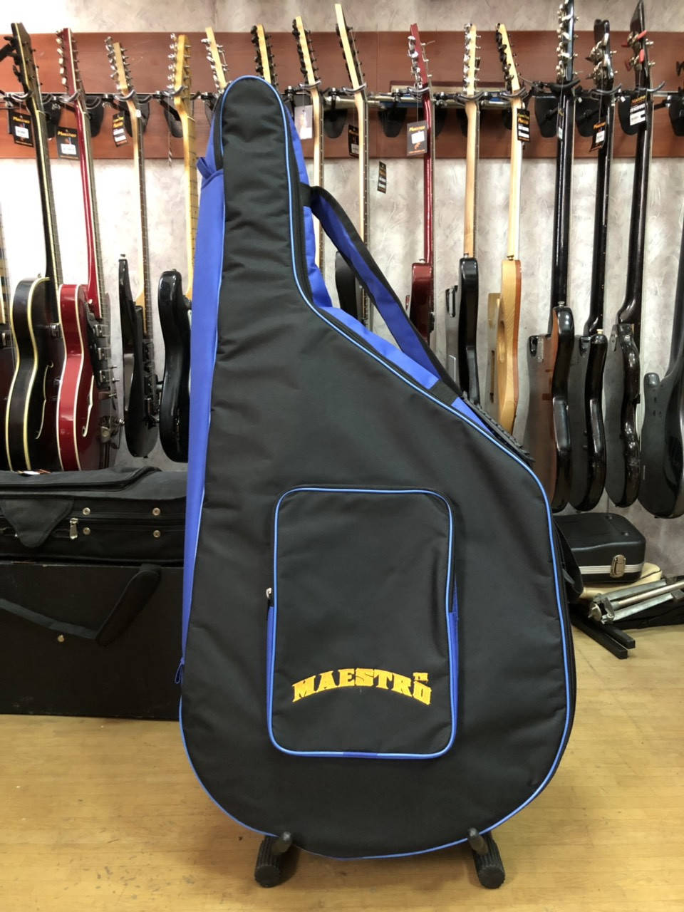 

Качественный Зимний Чехол Для Бандуры С Утеплителем 10мм