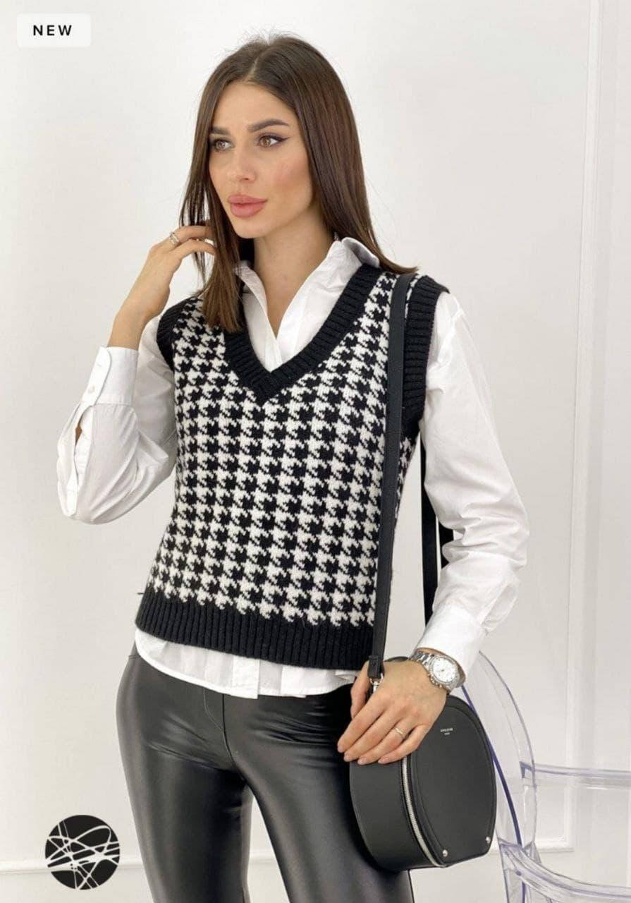 

Жилетка гусиная лапка р: 42-46, Разные цвета