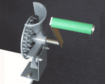 

Кукурузолущилка ручная Лан.