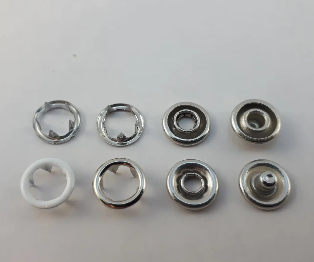 

Кнопка BABY (трикотажная) открытая шляпка белая 9,5мм (50шт.), Никель