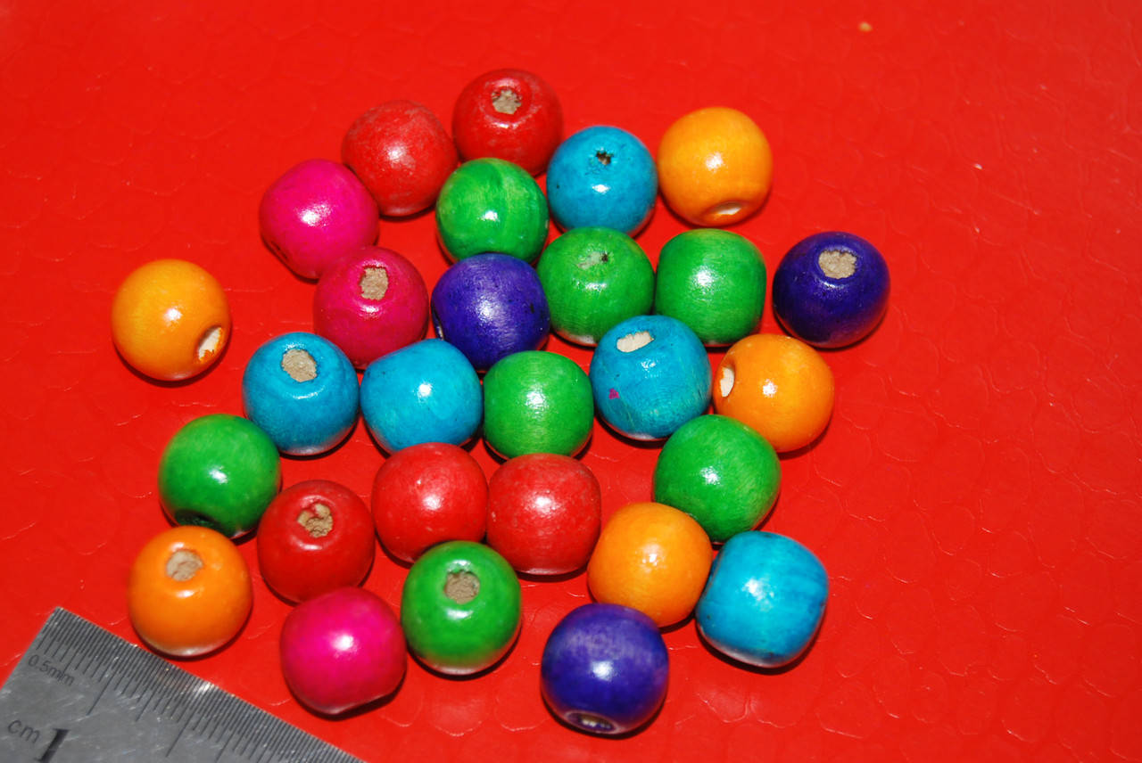 

Бусины деревянные.