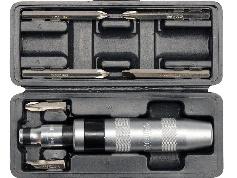

Отвертка ударно поворотная Yato YT-2802