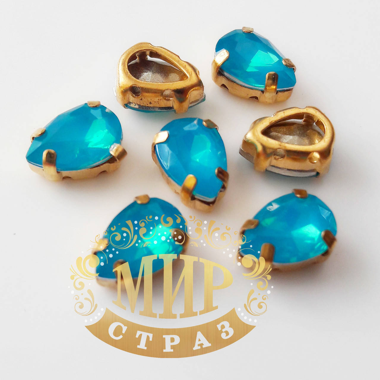 

Опаловые капли 7x10, в улучшенных золотых цапах, цвет Aqua Opal