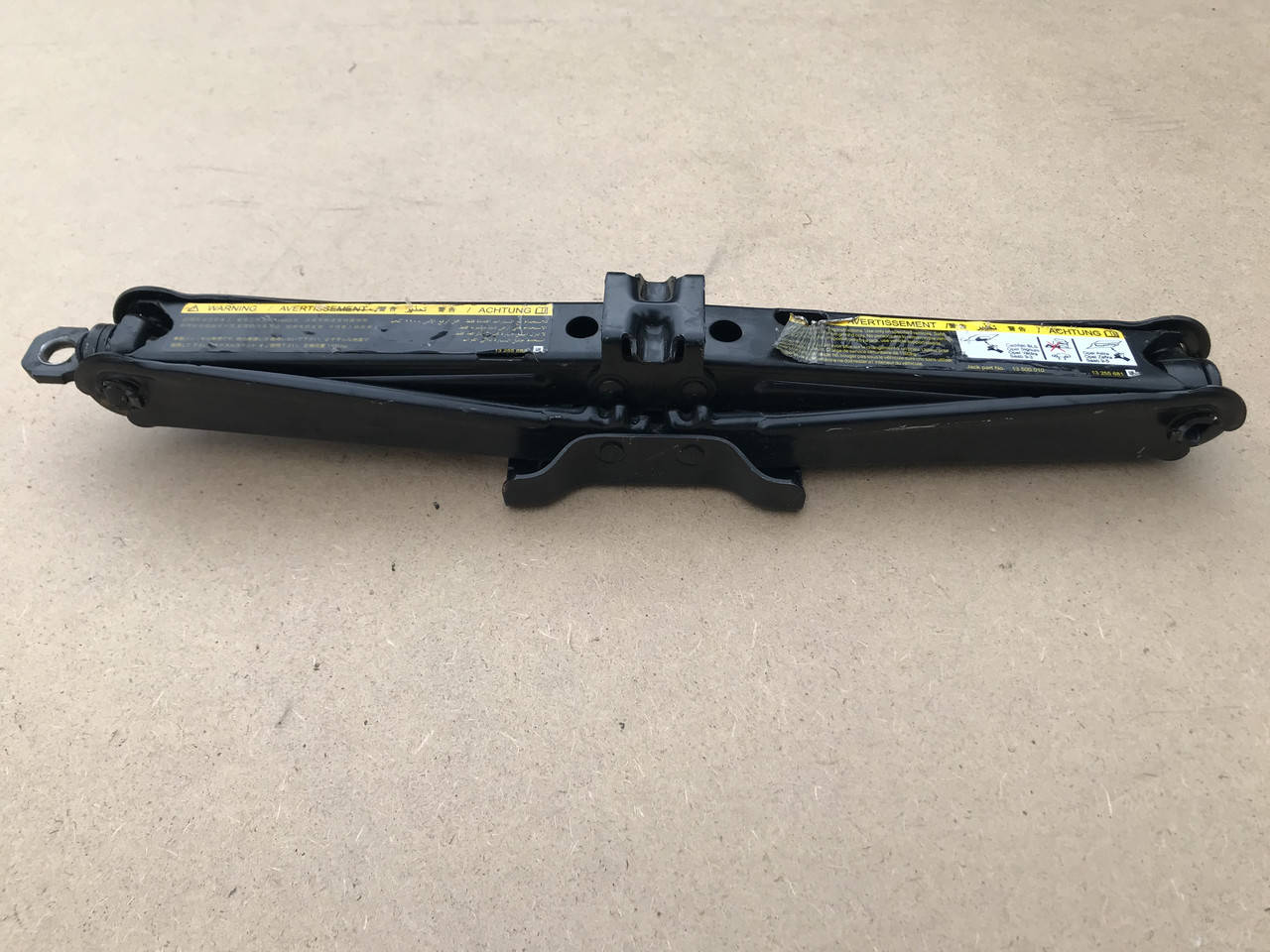 

Домкрат Opel Zafira B (Опель Зафира Б) 2005-2011