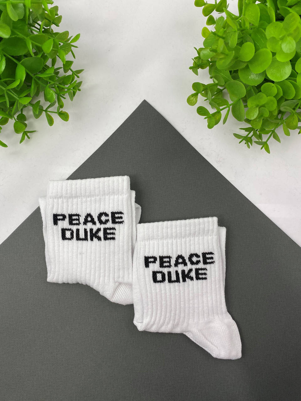 

Носки белые с принтом "Peace Duke"