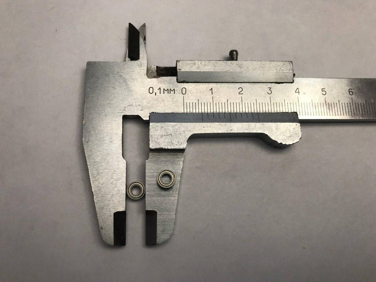 

Подшипник MR63.ZZ SMB, 3х6х2.5 мм, шариковый радиальный однорядный закрытый
