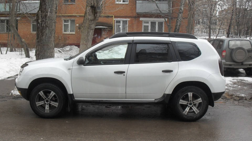 

Дефлекторы окон ветровики на RENAULT Рено Duster 2011-18