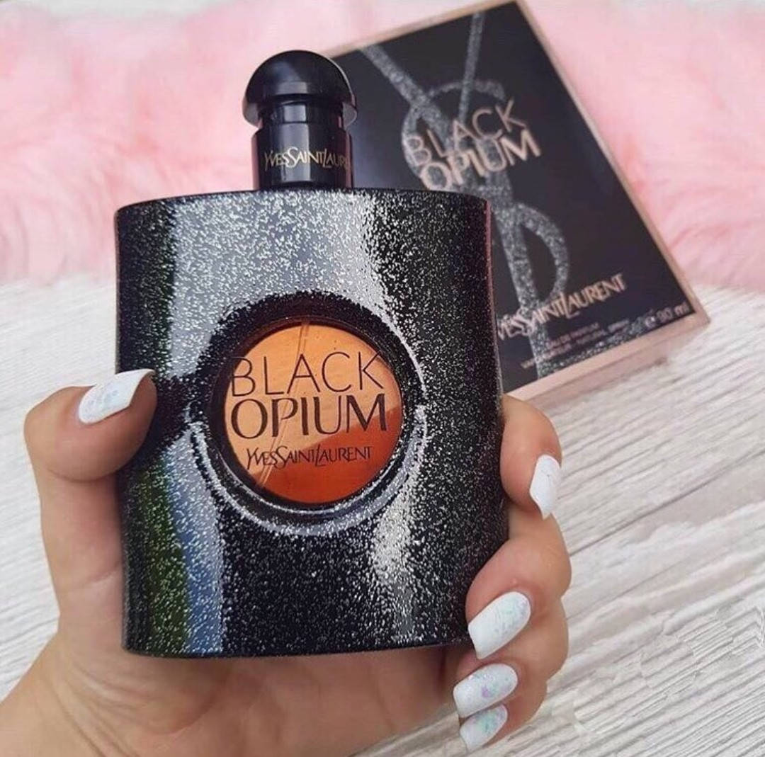 

Женская туалетная вода Yves Saint Laurent Black Opium