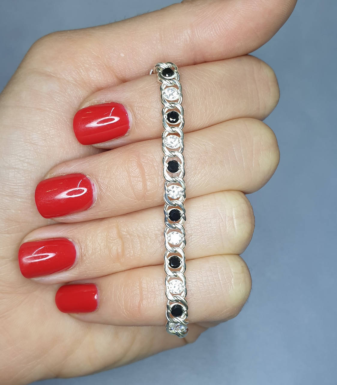 

Браслет серебряный с фианитом "Арабский бисмарк" 8,43 г