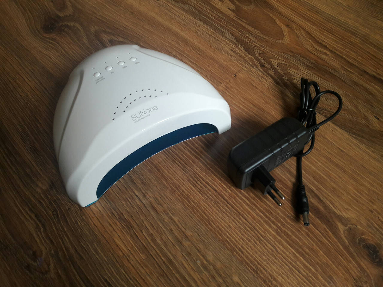 

Лампа для ногтей Sun One 48w