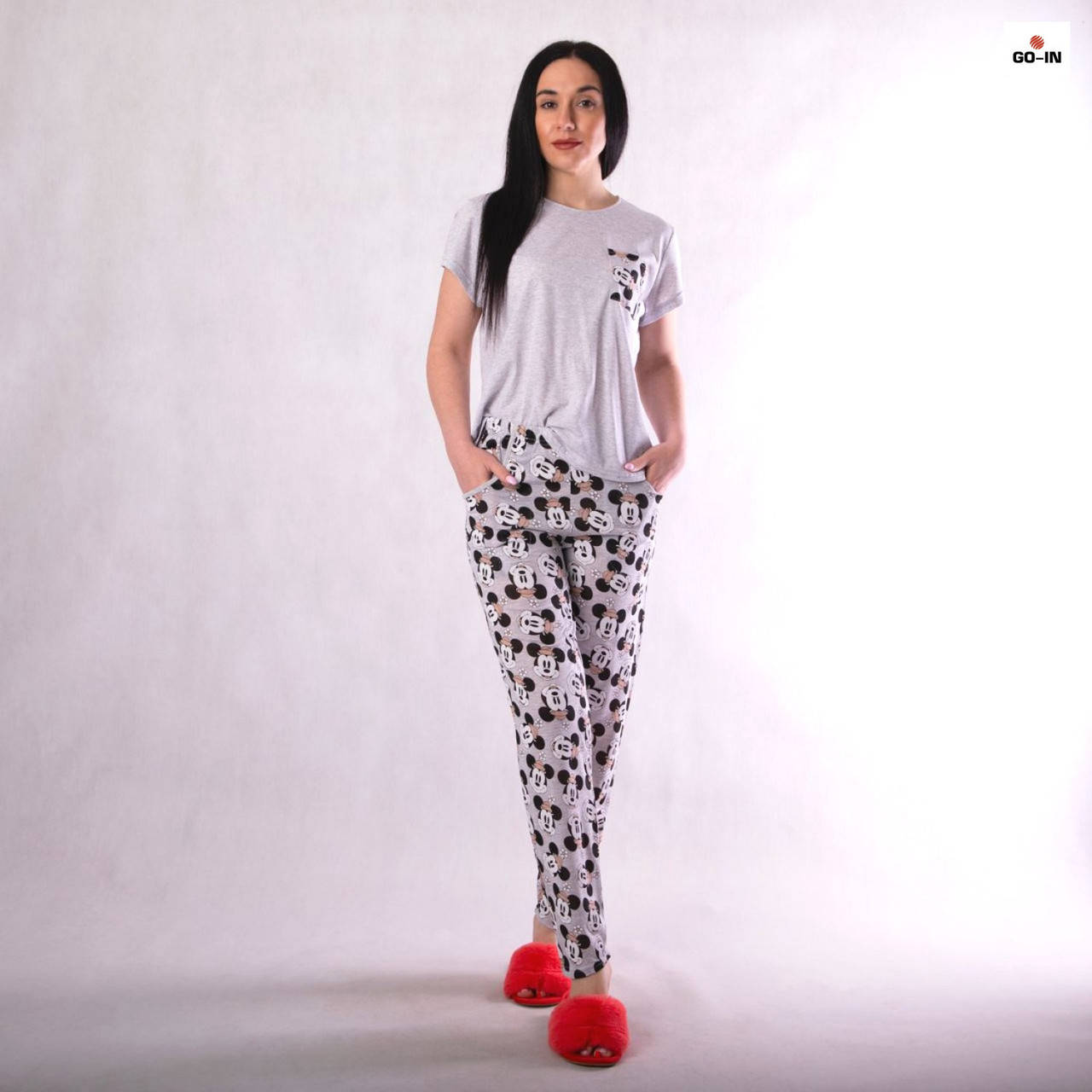 

Женская летняя пижама футболка со штанами Микки серый 42-54р.